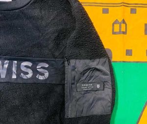 K-Swiss Black Sweatshirt