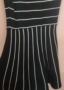 Black And White Skater Woolen 👗 Dress