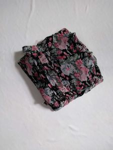 BUY 2 GET 1 FREE/ Floral top