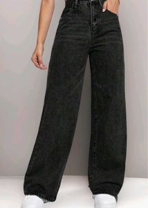 Charcoal straight fit denim 💕