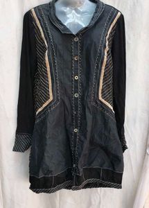 7412. Unique Button-Down Dress