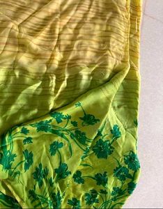 Green Floral Printed Saree With Blouse