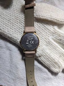 Elegant Crystal-Accented Women&#39;s Watch
