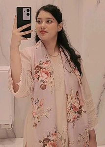 Floral Print Kurta Set baby pink