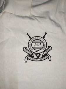 Men&#39;s XL tshirt 👕