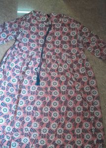 Combo Of Kurti, Legging And 2 Dupattas