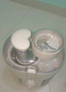 Juicer Machine