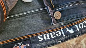 Offer 🎊💥D Cot&#39;s Men&#39;s Jeans🎊