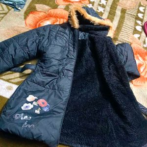 Kid Girl Jacket For 3-5 Year..