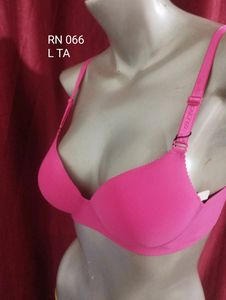 066 - Moulded No Stitching Bra