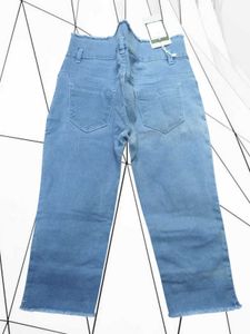 C@15 Size-30 Slim Capri