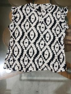 Women Top In Size -34 To 36