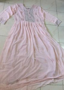 Elegant Pink Embroidered Kurta