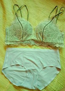 Lace Bralette & Panty Set