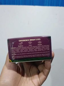 Pilgrim Red Wine Under Eye Cream