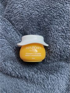 Dot & Key Vitamin C Moisturizer