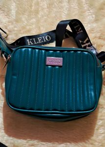KLIEO  BRANDED SLING BAG With Multiple Zip Pockets