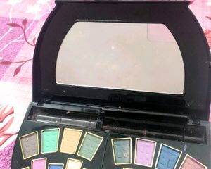 💅All Inclusive Make Up Set💅