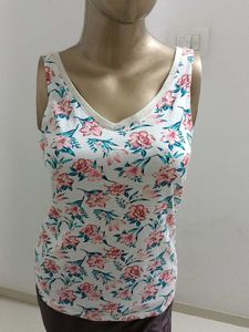 😍 Dreamy Flowery Slip Top 😍