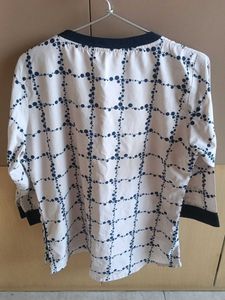 Stylish Printed High-Low Top