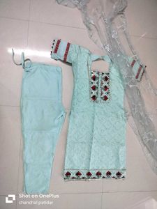 Kurta Pant Dhupata Set