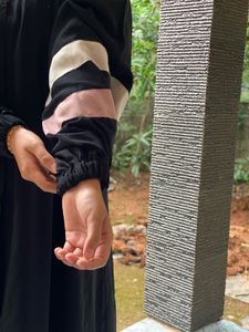 Elegant Stripe Abaya