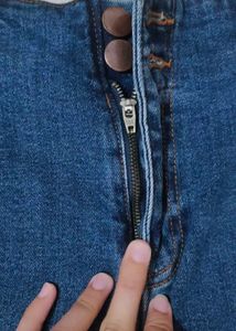 Vintage High-Waisted Jeans