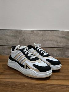 Stylish Black &amp; White Sneakers