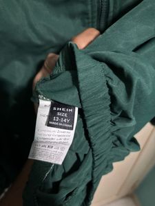 SHEIN Dino Adventure Green Hooded Jacket 🦖🌲