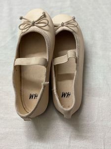 🆕H&amp;M Ballet Pumps for Babies (2.5-4.5 years)