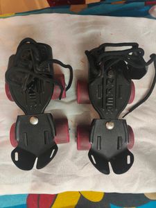 Yonker QUAD ROLLER SKATES FOR KIDS With Safety Kit