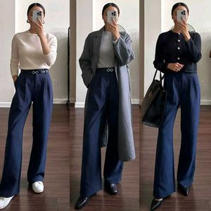 Women&#39;s Parallel Trousers