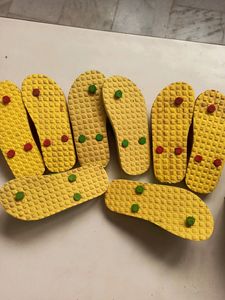 4 Pair Combo Hawaii Slipper Size 1 Or 2