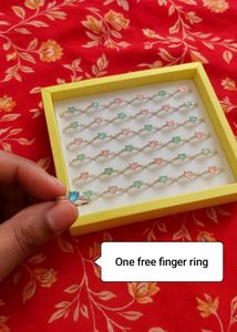 Pearl Saree Clips - Pack of 3 With Free Ring