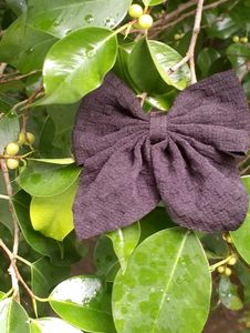 Black Hair Bow