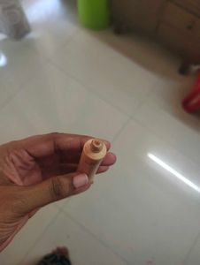 Nykaa Skingenius Sculpting And Dewy Foundation