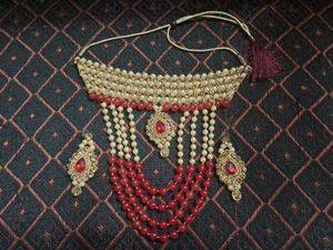 Womens Beaded Jewellery Set Red