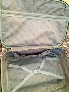 Suitcase (3)