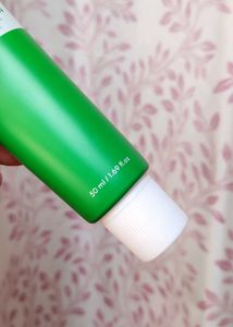 Nineless Azelaic Acid Cream