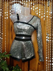 🖤🤍Sequin One-Sleeve Two Piece Set🤍🖤