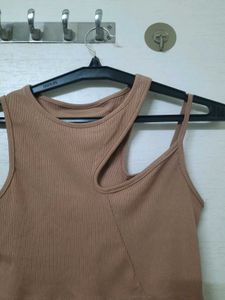 Cutout Top