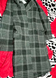 White Nd Black Long Coat 🧥