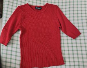Red Ribbed Three Quarter Sleeve Top