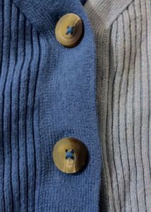 Colourblocked V-Neck Crop Top