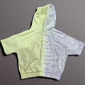 Comfy Tie-Dye Cropped Hoodie