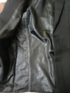 BLACK FORMAL BLAZER