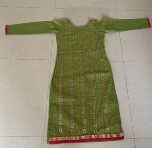 Embroidery Work With Inner Heavy Luknowvi  Silk Su