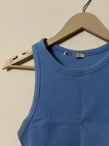 Zara Women&#39;s Blue Ribbed Tank Top
