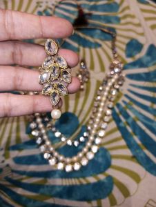 Elegant Pearl &amp; Crystal Necklace Set