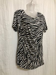 Black &amp; White Short Sleeve Top